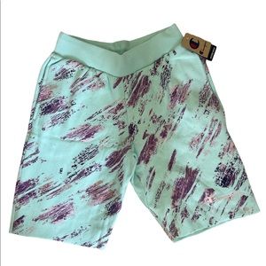Champion shorts crayon blur